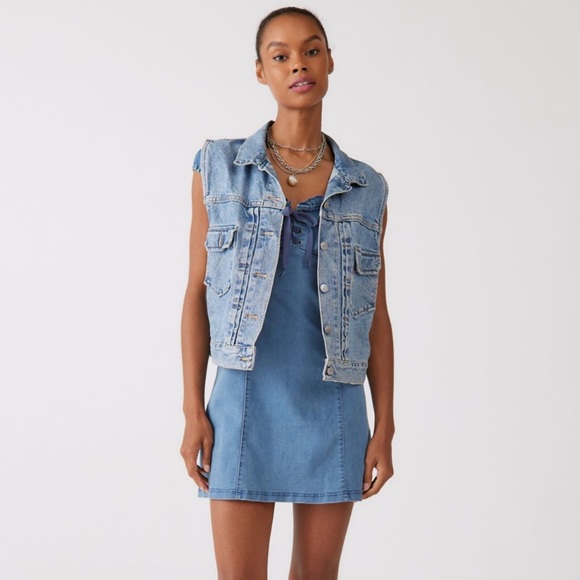 UO Nayda Denim Ruffle Mini Dress - Picture 5 of 5